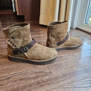 UGG ankle boots